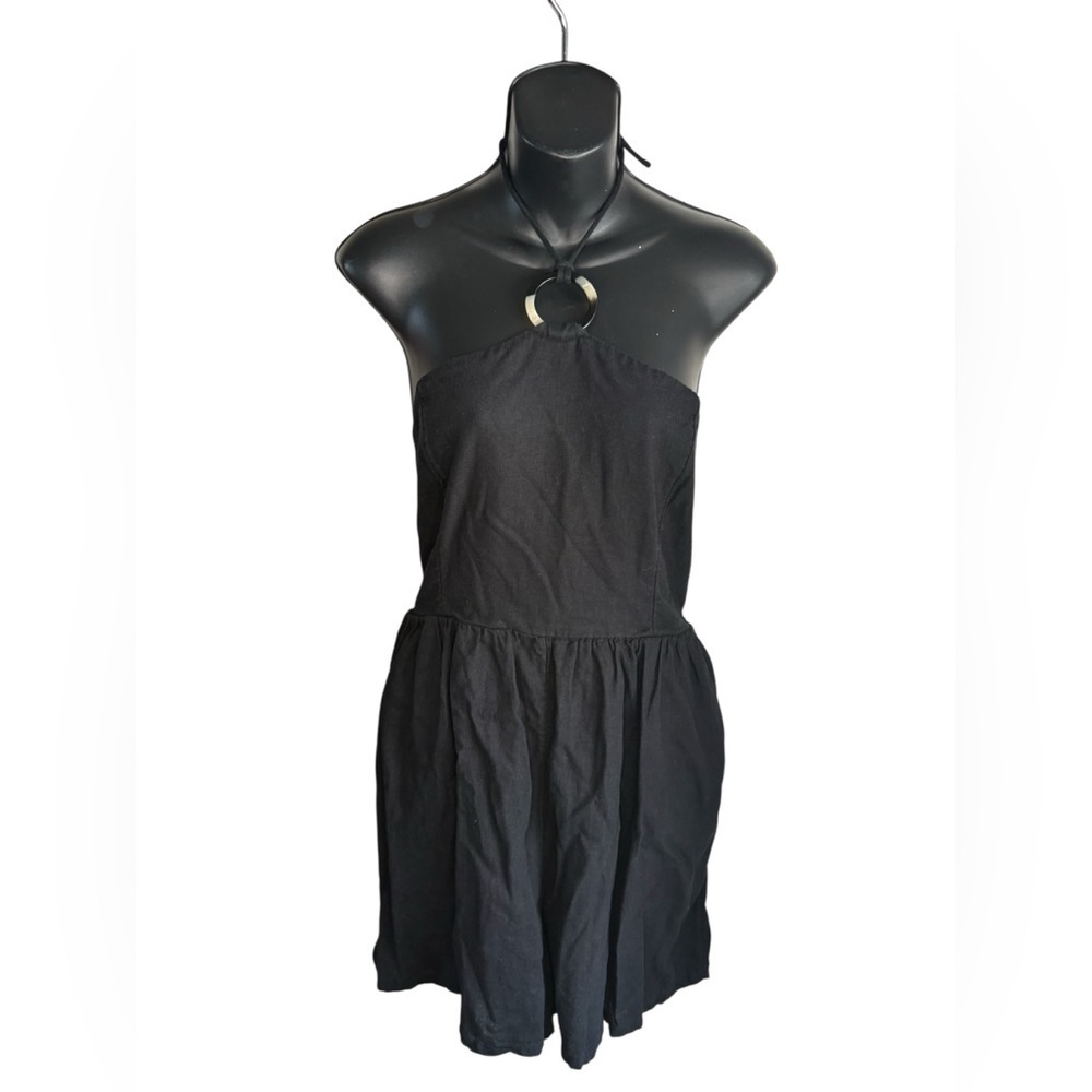 Old Navy Black linen blend O- ring halter Romper Large tall pockets preloved - Picture 3 of 9
